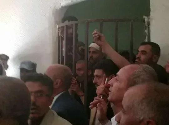 بالصور المحكمة تقرر حكم اعدام قاتل ومغتصب الطفلة رنا المطري