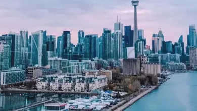 اللجوء الى كندا