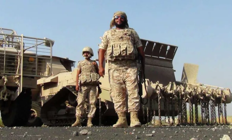 بن دغر يصلي الجمعة في جزيرة سقطرى ولجنة سعودية تصل للجزيرة 1 1015864372