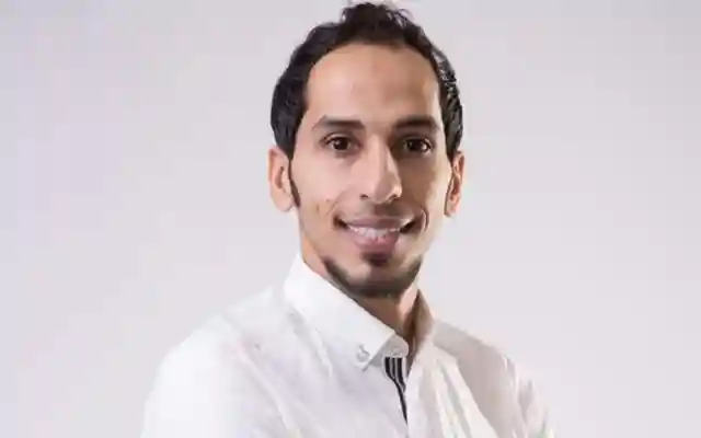 مرض سلطان البرقان ومغردون يطلبون له الدعاء بالشفاء