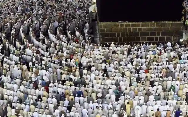 صور عيد الأضحى المبارك 2025 والتعرف على فضل صيام ذي الحجة وكذلك وقفة عرفة مسجد الرحمة