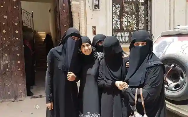 بالصور : العثور وعودة رندا علامي التي إختفت قبل 10 أيام