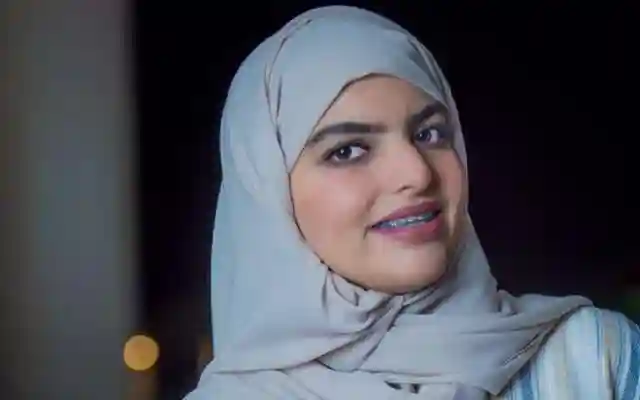 حقيقة إيقاف سارة الودعاني عن العمل بسبب صدام حسين