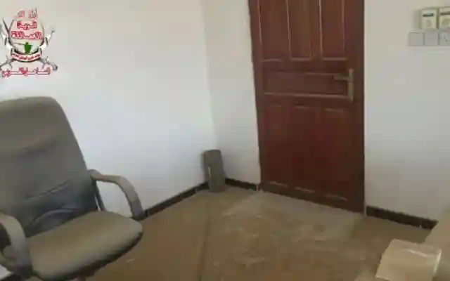 (اليمن الغد) ينشر أول صور للمباني الحكومية التي تركتها جماعة الحوثي في التحيتا