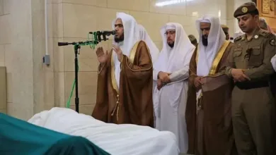 تشييع جنازة الشيخ أبو بكر الجزائري