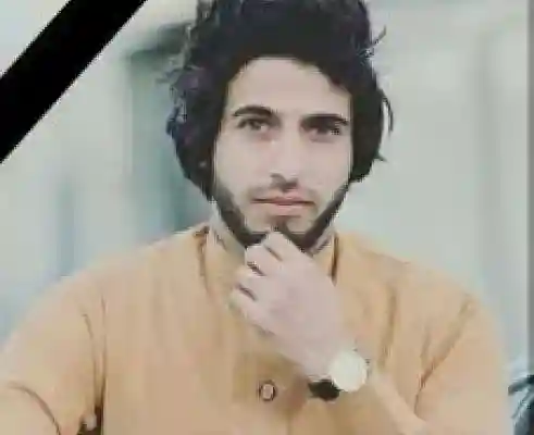 جنازة محمد الاقليمي بعد وصول جثته إلى العاصمة اليمنية صنعاء