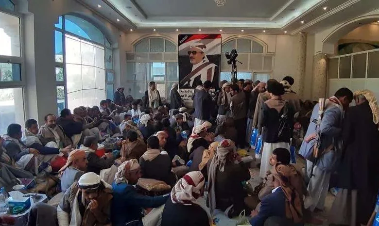 ذكرى وفاة عبدالله حسين الأحمر الثانية عشر | alyemenalghad.news