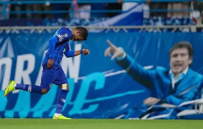 DyvxuTKXQAAdnp jpg | سخرية من خبر وفاة نواف العابد