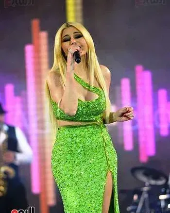 ENKJl1aXsAAeQvW jpg | صور هيفاء وهبي 2022 في القاهرة في احياء عيد رأس السنة 2022