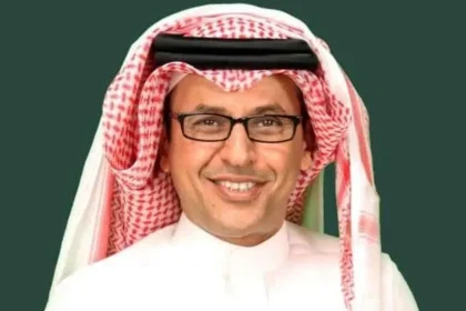 ماذا قال "السناني" عن حياته داخل المسرح