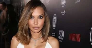 تم انتهاء البحث بالسونار عن جثمان نايا ريفيراNaya Rivera..والدور على " الكبائن والشاطئ " 1 تم العثور على جثة في موقع البحث عن الممثلة نايا ريفيرا