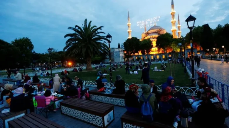 موعد شهر رمضان في تركيا 2022 للسنة 1443 وكذلك وضع امساكية رمضان 2022 في تركيا | alyemenalghad.news