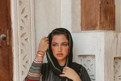 مشهورات سناب شات في السعودية يضربون بالخمسة في غداء جماعي بالصياهد