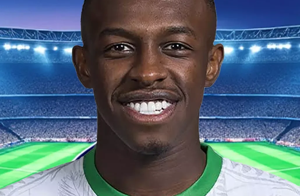 من هو سعود عبد الحميد السيرة الذاتية ويكيبيديا اخر أخبار اللاعب السعودي