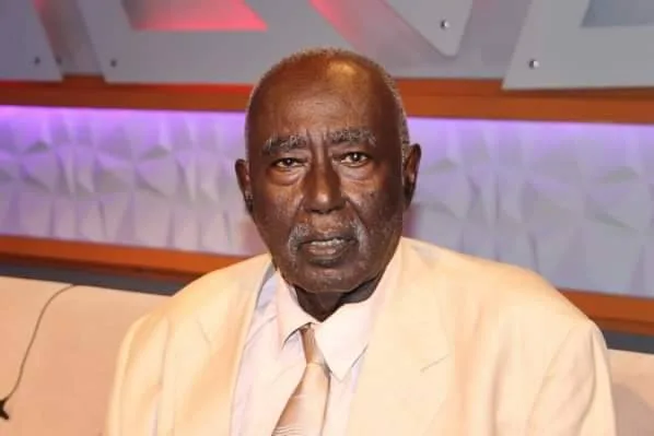 بعد نفي خبر وفاة عبدالقادر سالم ماذا تعرف عنه 1 بعد نفي خبر وفاة عبدالقادر سالم ماذا تعرف عنه