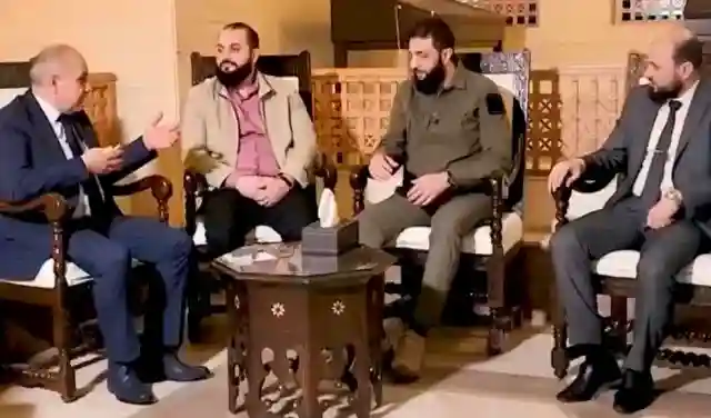 لقاء أحمد الشرع “ابو محمد الجولاني” مع رئيس الحكومة محمد الجلالي