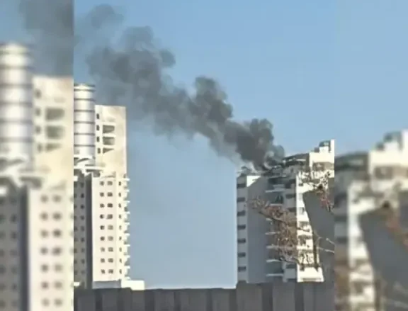 297636 | لحظة استهداف مبنى في تل أبيب بطائرة مسيرة يمنية فيديو متداول