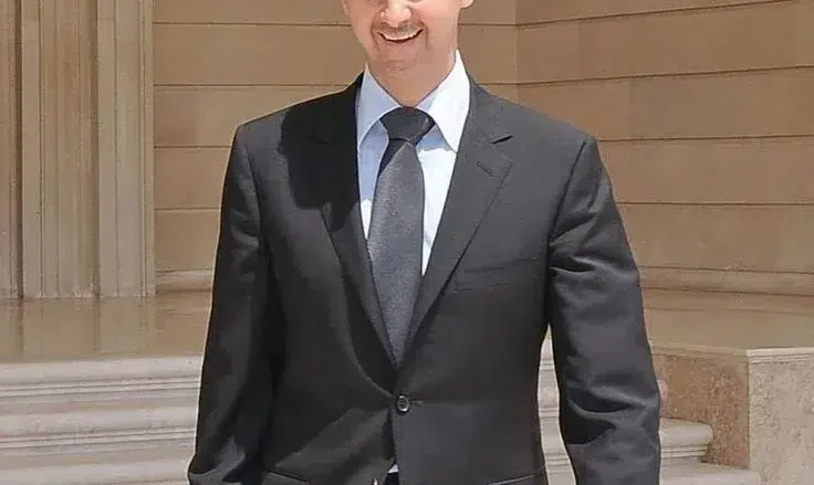 بشار الأسد يعلن تنحيه