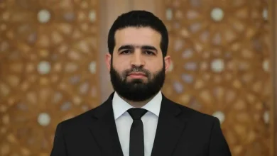 من هو أنس خطاب