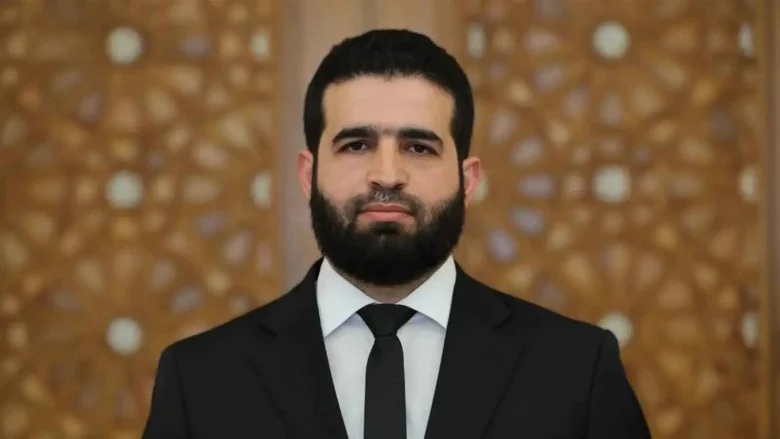 من هو أنس خطاب