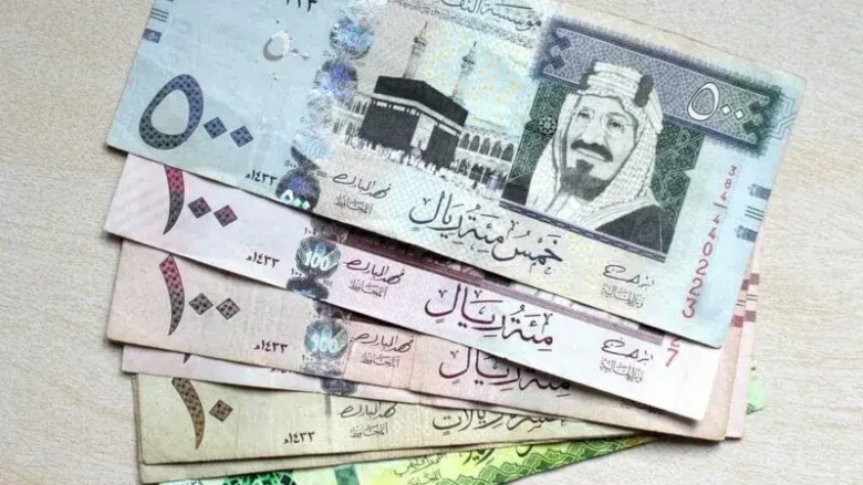 9881 3 | استقرار سعر الريال السعودي أمام الجنيه المصري في ديسمبر 2025 تحليل للأوضاع الاقتصادية