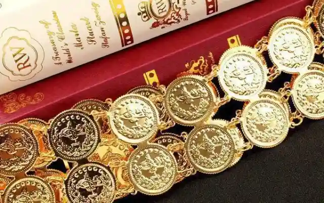 من صباح اليوم كم سعر الذهب في العراق 8-1-2025 من الجرام الذهب عيار 21