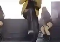 الفنان محمد رمضان يتحدث حول سقوطه من المسرح