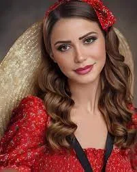 إيناس عزالدين