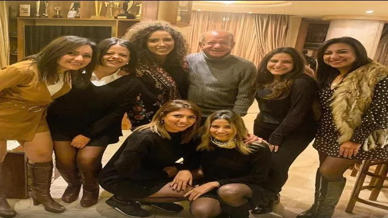 بنات الفنان لطفي لبيب