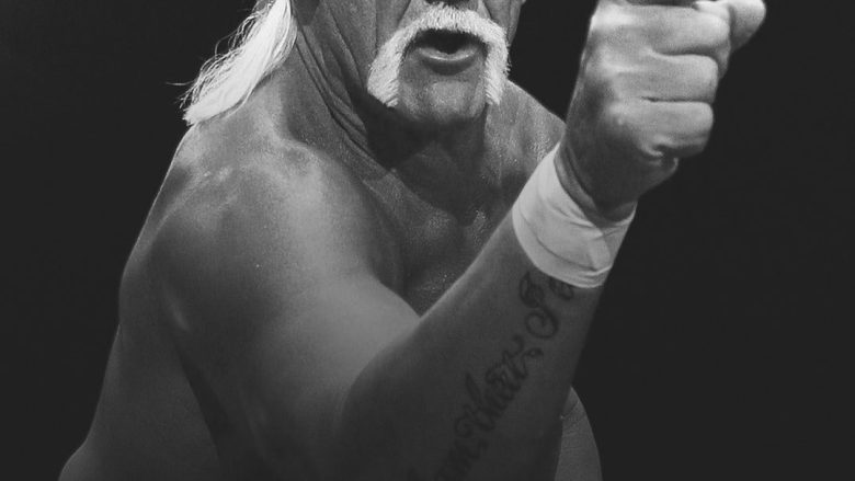 وفاة هولك هوجان