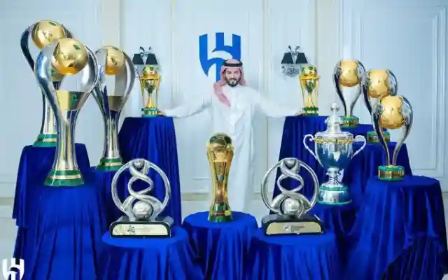 فهد بن نافل يترك نادي الهلال فما هو السبب