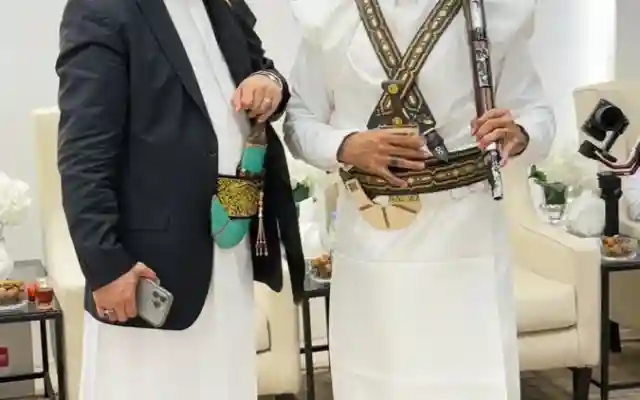 الإعلامي اليمني جميل عز الدين يحتفل بعرس نجله