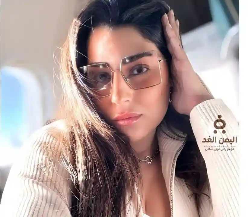 الفنانة أيتن عامر ماذا تقرب لـ الفنانة وفاء عامر