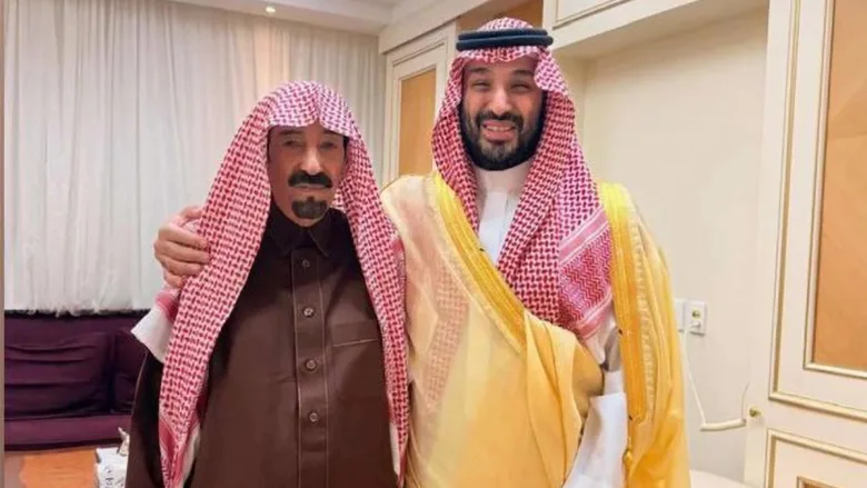 ولي العهد يزور الشيخ بدر بن هزاع