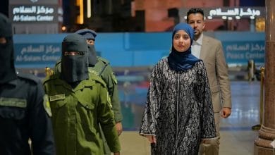 الفنانة ماريا قحطان تقدم إعتذارها نيابة عن اخوها بسبب الطفل 5 الفنانة ماريا قحطان تقدم إعتذارها